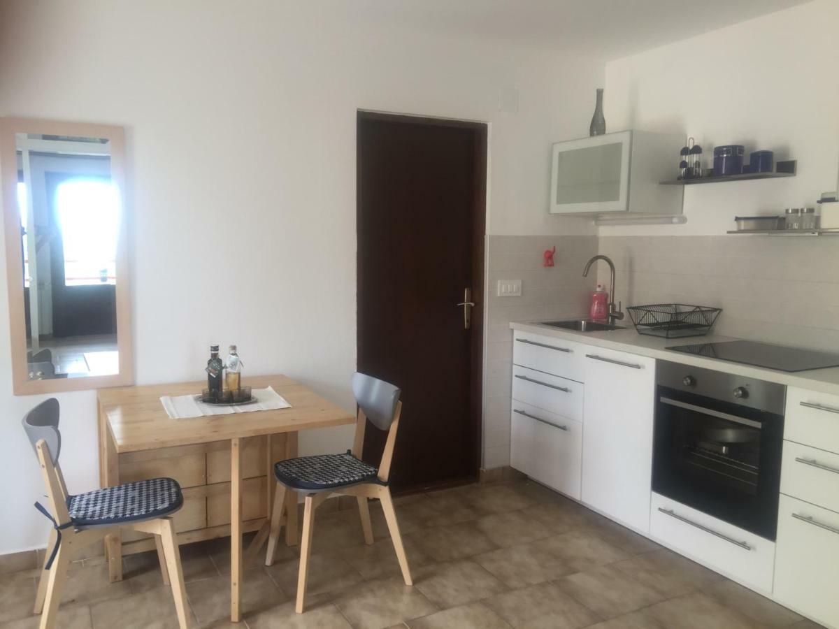 Apartman Cvenkica Omišalj Esterno foto