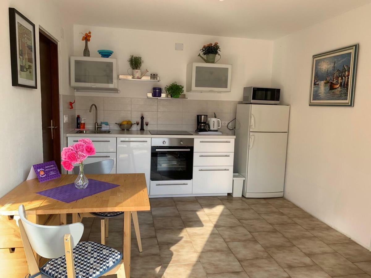 Apartman Cvenkica Omišalj Esterno foto