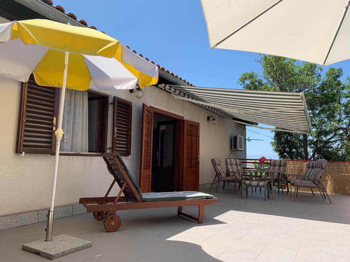 Apartman Cvenkica Omišalj Esterno foto